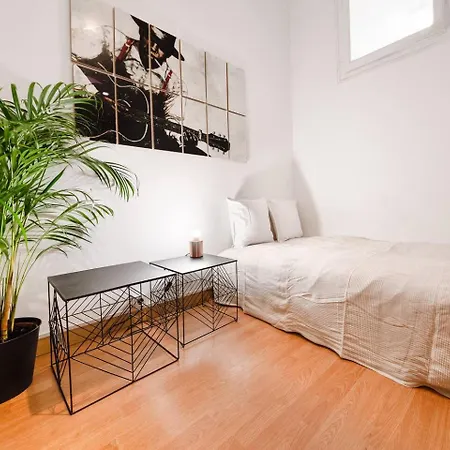 Apartamento 51 Bedroom Apartment Over Marqus De Pombal *