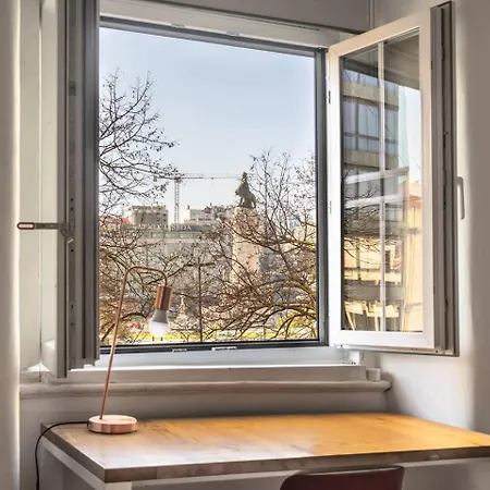 Apartamento 51 Bedroom Apartment Over Marqus De Pombal *