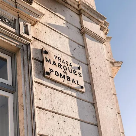 51 Bedroom Apartment Over Marqus De Pombal *