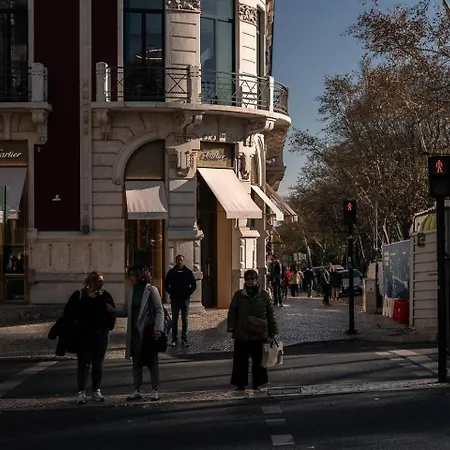 51 Bedroom Apartment Over Marqus De Pombal